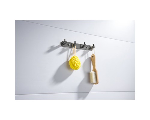 AQ4123BGM ЕВРОПА планка с 4 крючками, оружейная сталь (шлиф. черный хром) AQ4123BGM