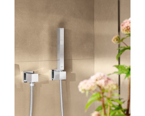 27702000 Euphoria Cube Душевой набор I (квадратный ручной душ, настенный держатель, шланг 1250 мм), хром 27702000