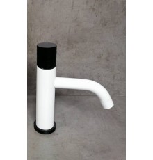 Boheme Stick Смеситель для раковины, цвет: белый/черный 121-WB