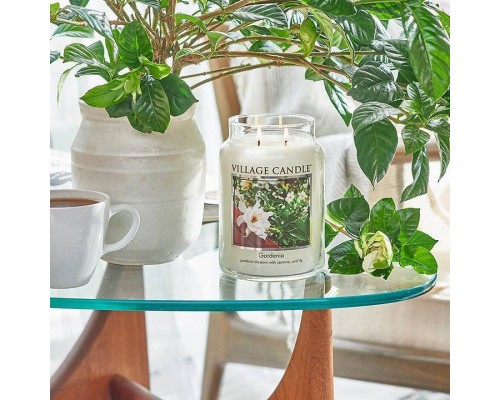 Декоративная свеча Village Candle Гардения (602 грамма)