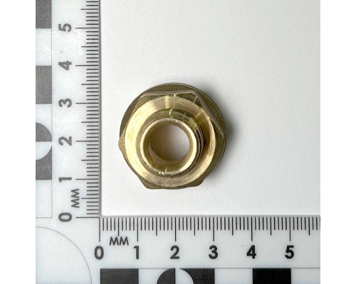 Переход резьбовой DN15х10 В 1/2 х Н 3/8 латунь никель