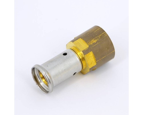 Муфта В пресс HENCO 16x1/2" Муфта В пресс HENCO 16x1/2"