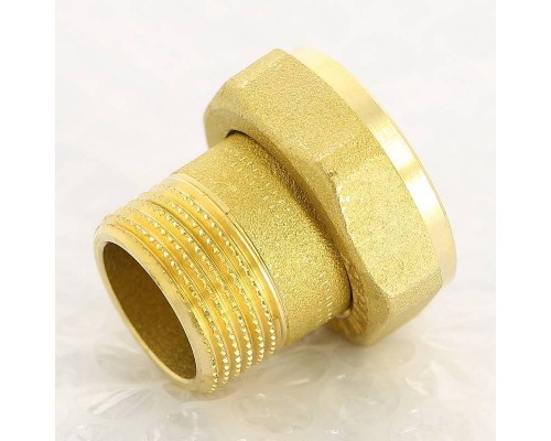 Соединение с накидной гайкой НВ Uni-Fitt 3/4" x 1" с плоской прокладкой Соединение с накидной гайкой НВ Uni-Fitt 3/4" x 1" с плоской прокладкой