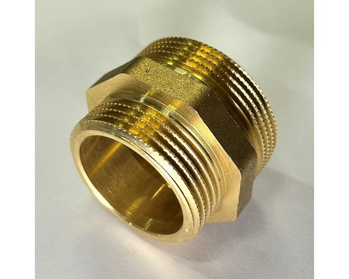 Ниппель резьбовой переходной DN40х32 Н 1.1/2 х Н 1.1/4 латунь