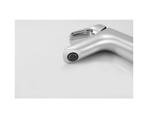 AQ1010CR ВЕГА смеситель для раковины 97 без донного клапана AQ1010CR