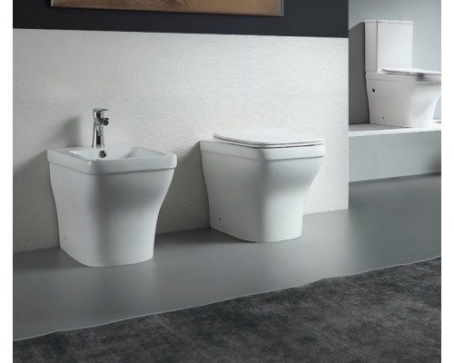 AQ1964-00 АМАДЕО Унитаз приставной безободковый 560365400 мм, тонкое сиденье с механизмом плавного закрывания, крепеж AQ1964-00