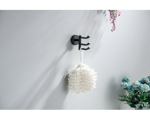 AQ4632MB БЕТТА крючок тройной, матовый черный AQ4632MB