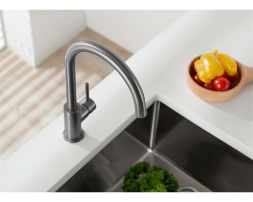 AQ1382BGM ЕВРОПА смеситель для кухни, оружейная сталь (шлиф. черный хром) AQ1382BGM