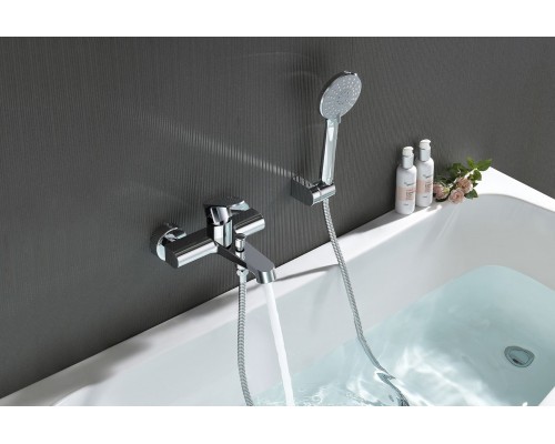 AQ1249CR ОБЕРОН смеситель для ванны с душевым набором 3jet AQ1249CR