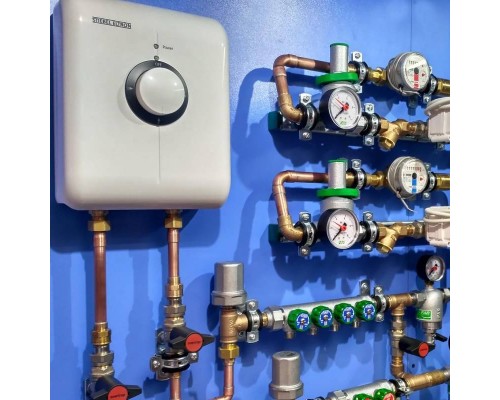 Водонагреватель электрический проточный Stiebel Eltron 6 кВт 3х-ступенч мощность DDH 6 (220В) Водонагреватель электрический проточный Stiebel Eltron 6 кВт 3х-ступенч мощность DDH 6 (220В)