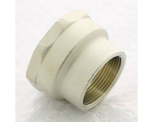 Муфта В UNI-FITT 2" х 1 1/2" никелированная Муфта В UNI-FITT 2" х 1 1/2" никелированная
