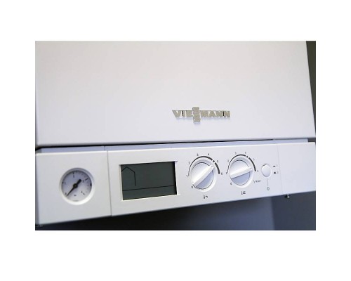 Котел газовый настенный Viessmann Vitopend 100-W двухконтурный с закрытой камерой сгорания 24 кВт A1JB010