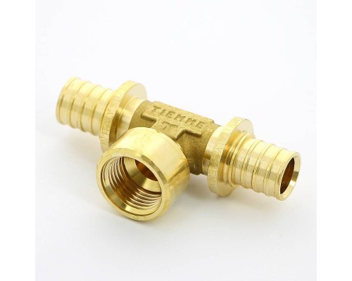 Тройник Uni-Fitt аксиальный -В 20 х 1/2" х 20 Тройник Uni-Fitt аксиальный -В 20 х 1/2" х 20