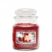 Декоративная свеча Village Candle Клубничный торт (389 грамм)