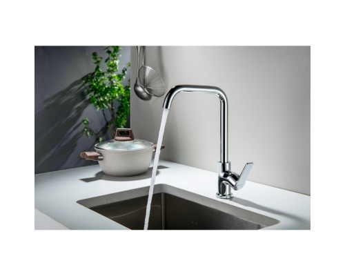 AQ1781CR ЛУГАНО смеситель для кухни (квадратный излив) AQ1781CR