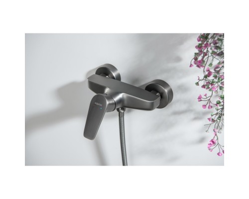 AQ1160BGM БЕТТА смеситель для душа, оружейная сталь (шлиф. черный хром) AQ1160BGM