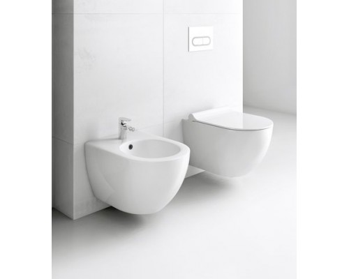 Унитаз подвесной Uni Chrome RimOFF (безободковый) белый X01535