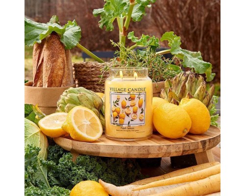 Декоративная свеча Village Candle Лимонный Фреш (262 грамма)