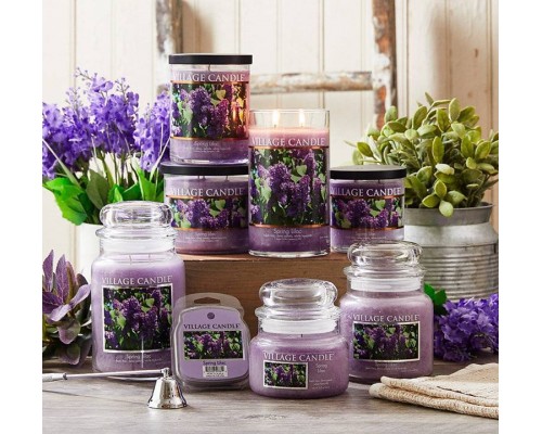Декоративная свеча Village Candle Весенняя сирень (389 грамм)