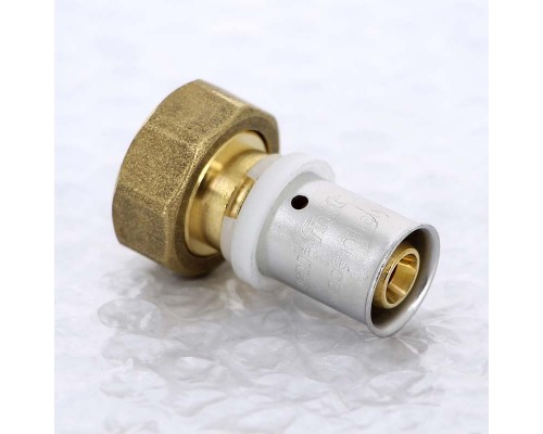 Муфта пресс-В с накидной гайкой евроконус UNI-FITT 16x3/4"EK Муфта пресс-В с накидной гайкой евроконус UNI-FITT 16x3/4"EK