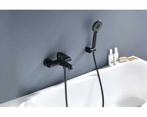 AQ1249MB ОБЕРОН смеситель для ванны с душевым набором 3jet, матовый черный AQ1249MB