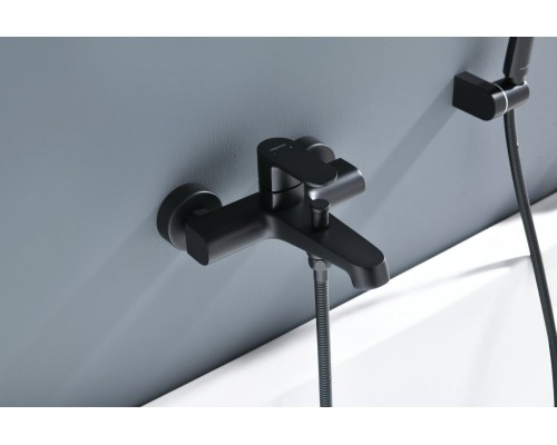 AQ1249MB ОБЕРОН смеситель для ванны с душевым набором 3jet, матовый черный AQ1249MB