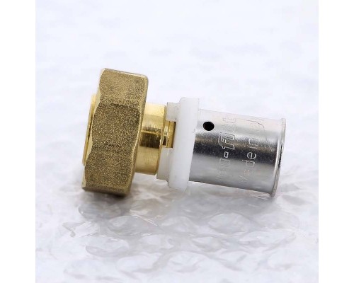 Муфта пресс-В с накидной гайкой евроконус UNI-FITT 16x3/4"EK Муфта пресс-В с накидной гайкой евроконус UNI-FITT 16x3/4"EK