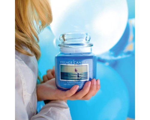 Декоративная свеча Village Candle Летний бриз (389 грамм)