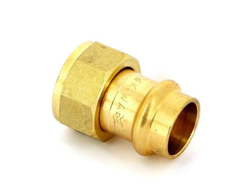 Муфта пресс IBP 18 х 3/4" с накидной гайкой бронза Муфта пресс IBP 18 х 3/4" с накидной гайкой бронза