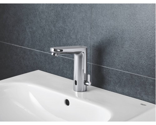 36421000 Eurosmart Cosmopolitan E инфракрасный смеситель для раковины, 230V, L-размер, хром 36421000