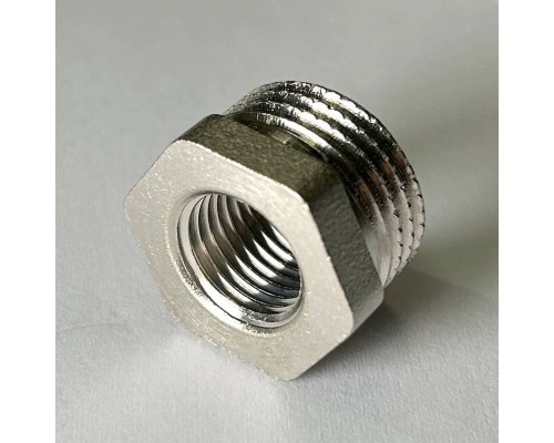 Футорка резьбовая DN15х8 Н 1/2 x В 1/4 латунь