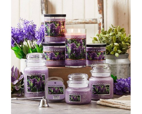 Декоративная свеча Village Candle Весенняя сирень (213 грамм)