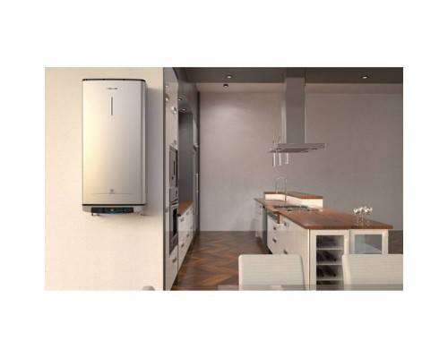 Водонагреватель электрический накопительный Ariston ABS VLS PRO R 30л плоский нержавеющая сталь Водонагреватель электрический накопительный Ariston ABS VLS PRO R 30л плоский нержавеющая сталь
