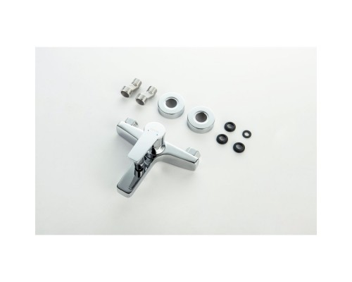 AQ1740CR ЛУГАНО смеситель для ванны AQ1740CR