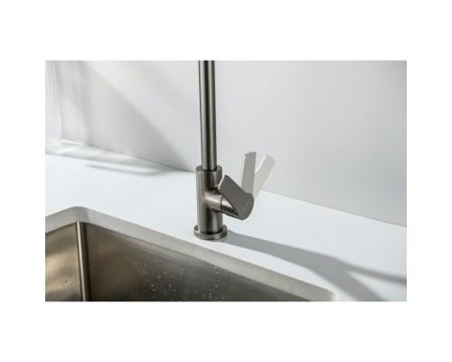 AQ1781BGM ЛУГАНО смеситель для кухни (квадратный излив), оружейная сталь (шлиф. черный хром) AQ1781BGM