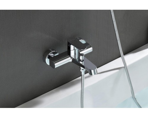 AQ1240CR ОБЕРОН смеситель для ванны AQ1240CR