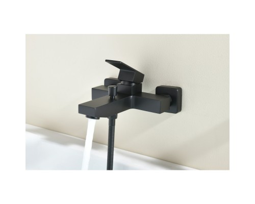 AQ1640MB ЛИБРА смеситель для ванны, матовый черный AQ1640MB