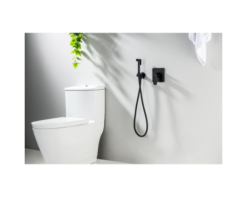 AQ1219MB ОБЕРОН набор с гигиеническим душем (смеситель + гигиеническая лейка + шланг + шланговое подсоединение с держателем), матовый черный AQ1219MB