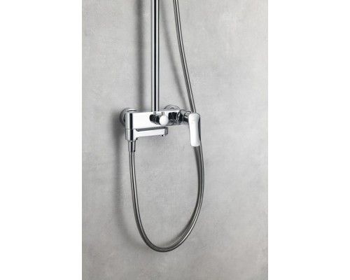 AQ2040CR ВЕГА душевая система (смеситель для ванны) 3jet 250мм AQ2040CR