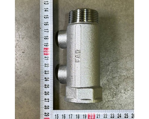 Коллектор 1 1/4" (ВР-НР) с 2 отв. 1/2" ВР (межосев. 50 мм)