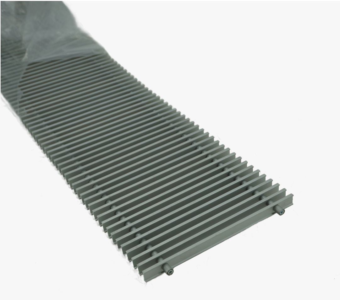 Решетка роликовая Varmann VRO 270.1240 RR C34 с U-бортиком VRO2701240RRC34U