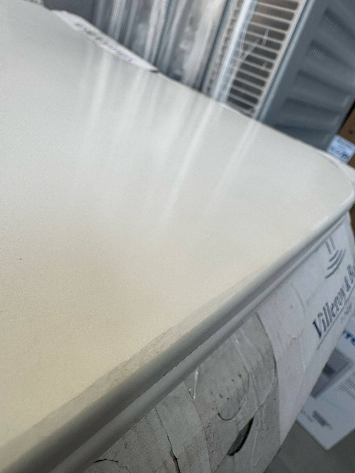 Сиденье для унитаза Villeroy & Boch Verity Line альпийский белый (поврежденный) 8M19S101