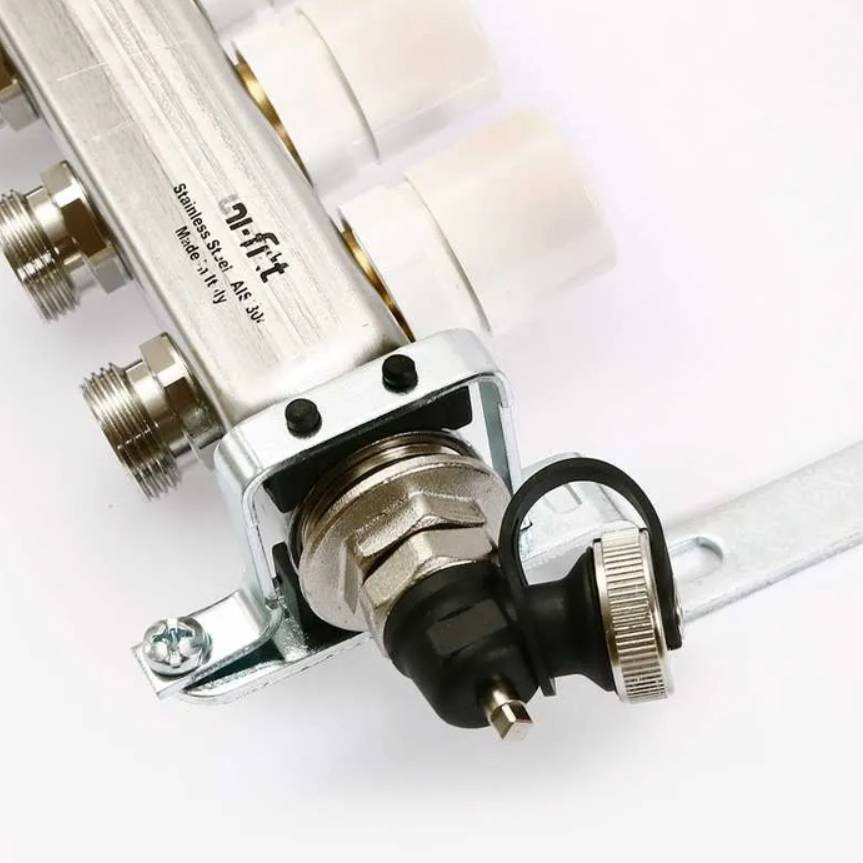 Коллекторная группа с балансировочными и термостатическими вентилями UNI-FITT серия I 1x3/4 EK 4 выхода 441I4304