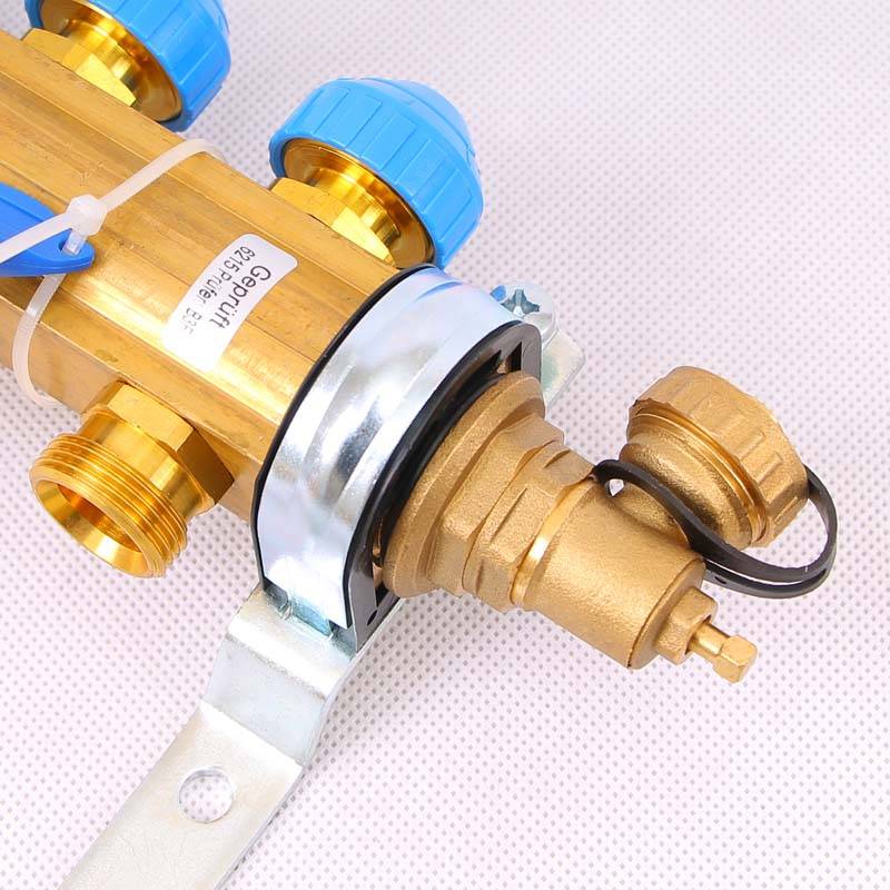 Коллекторная группа Watts HKV/T с расходомерами 1x3/4 EK 3 выхода 10004196