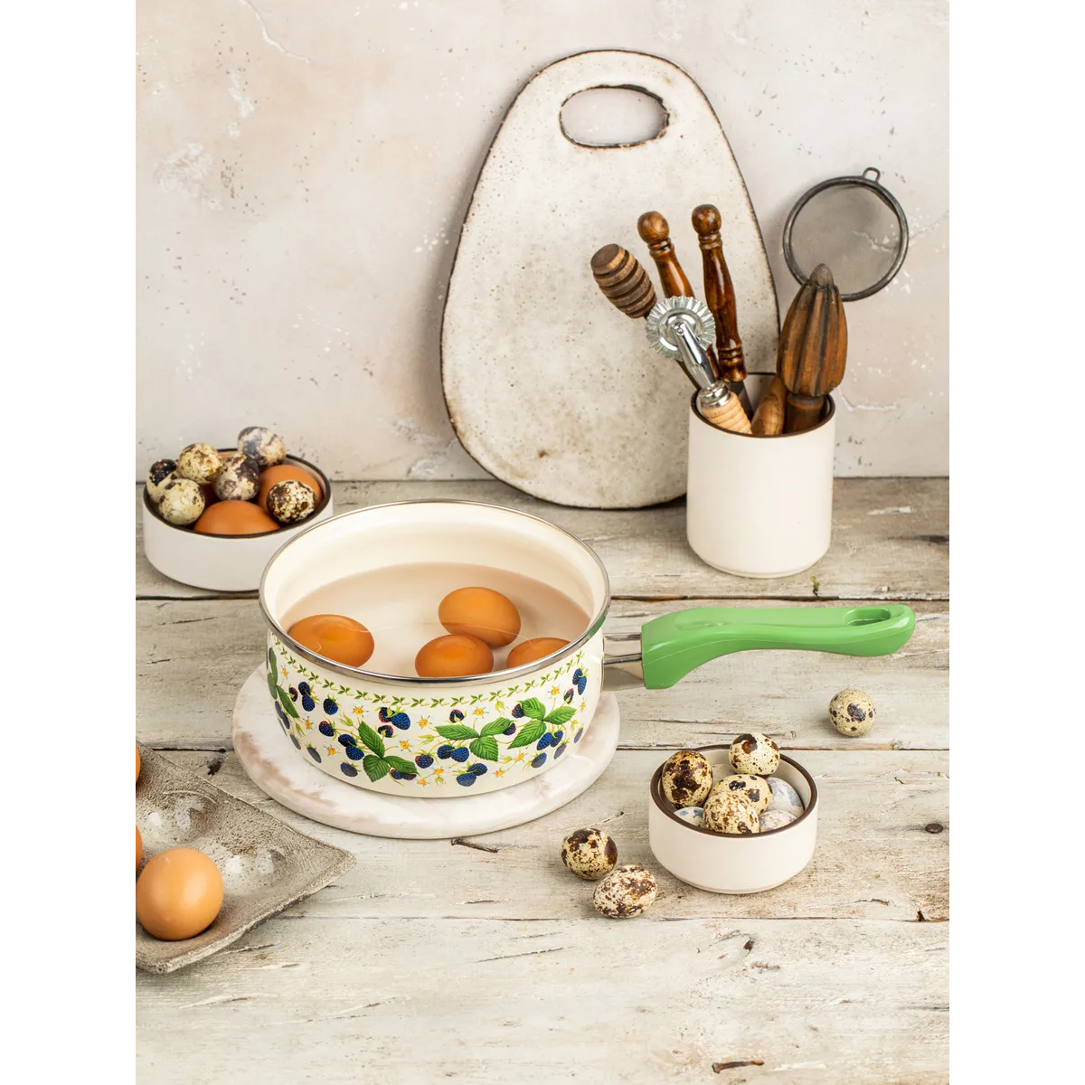 Ковш эмалированный Metrot Ежевика 1,6 л 241541