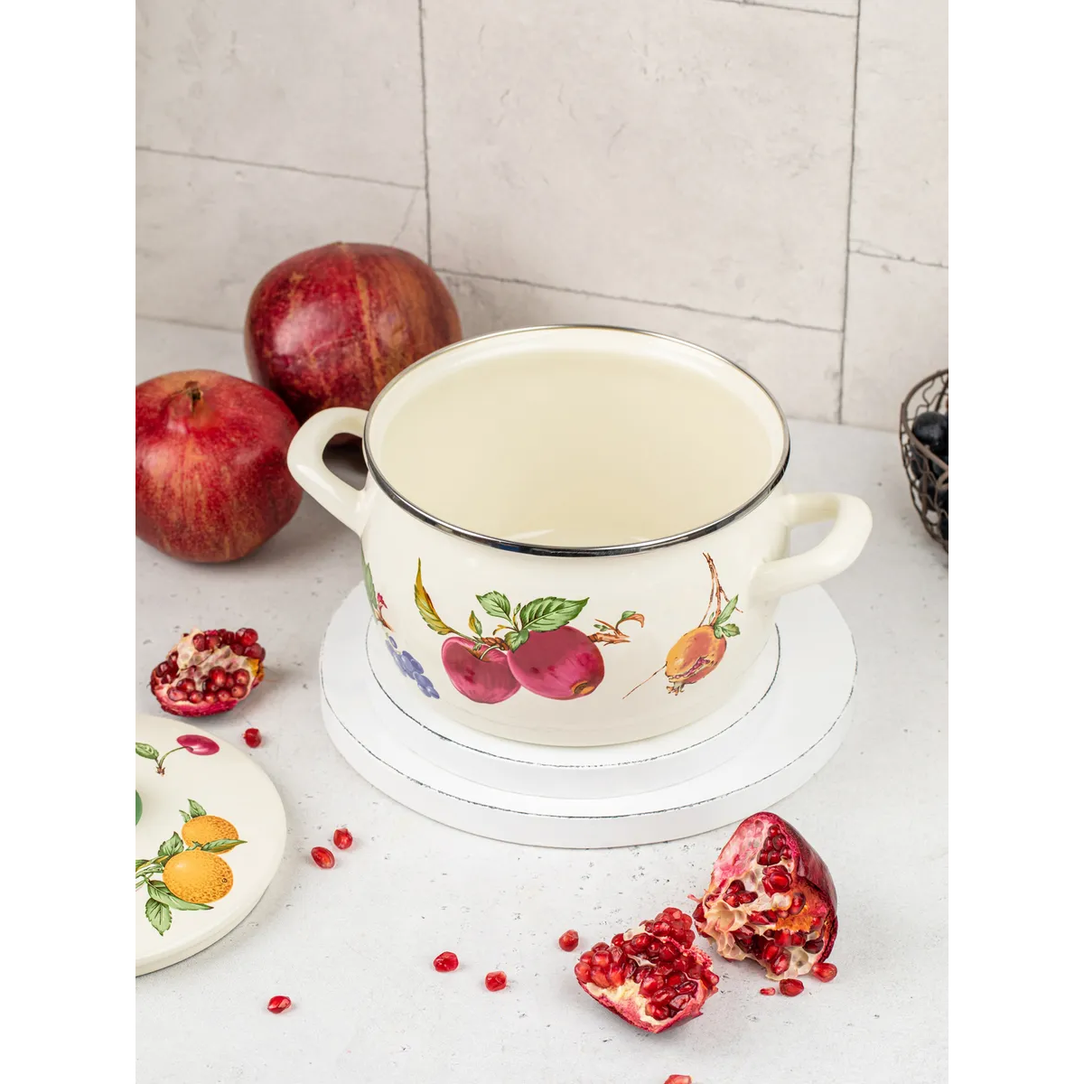 Кастрюля эмалированная Metrot Фрукты 4 л 7359