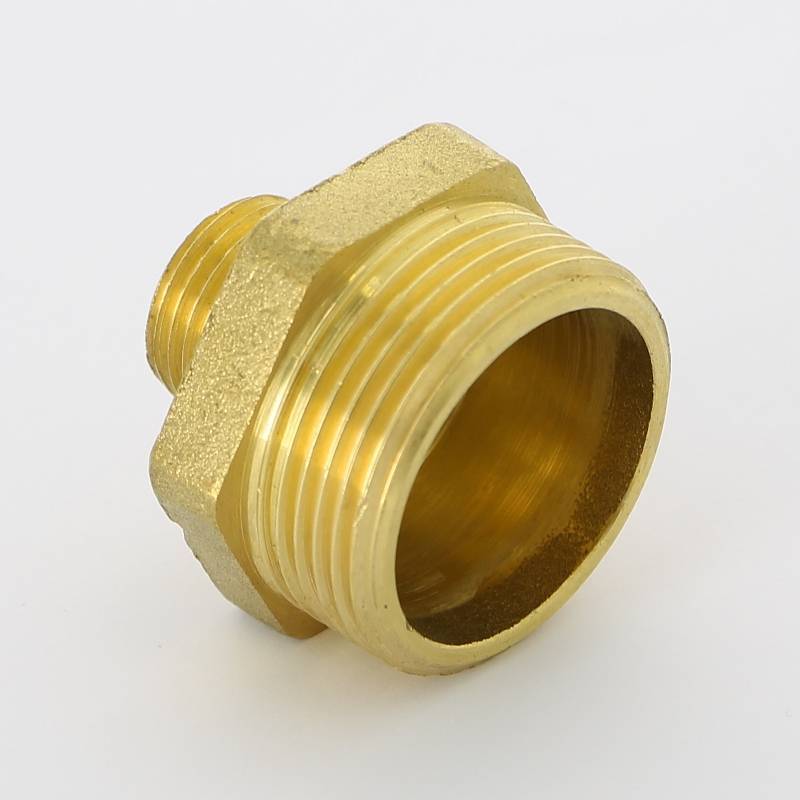 Ниппель редукционный Uni-Fitt 1 1/4x1/2 латунный 600G5200