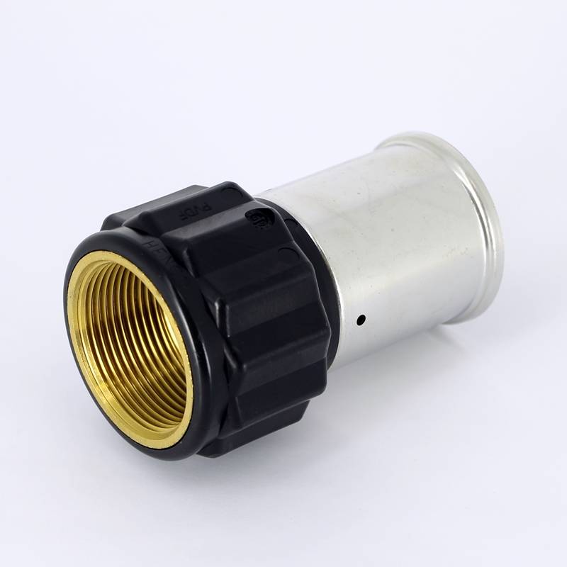 Муфта переходная пресс-В Henco PVDF 50х1 1/2 18PK-5008