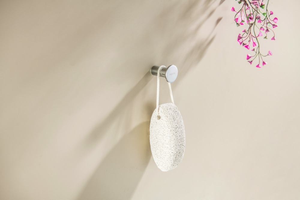 Крючок для ванной Aquatek Lira хром AQ4401CR