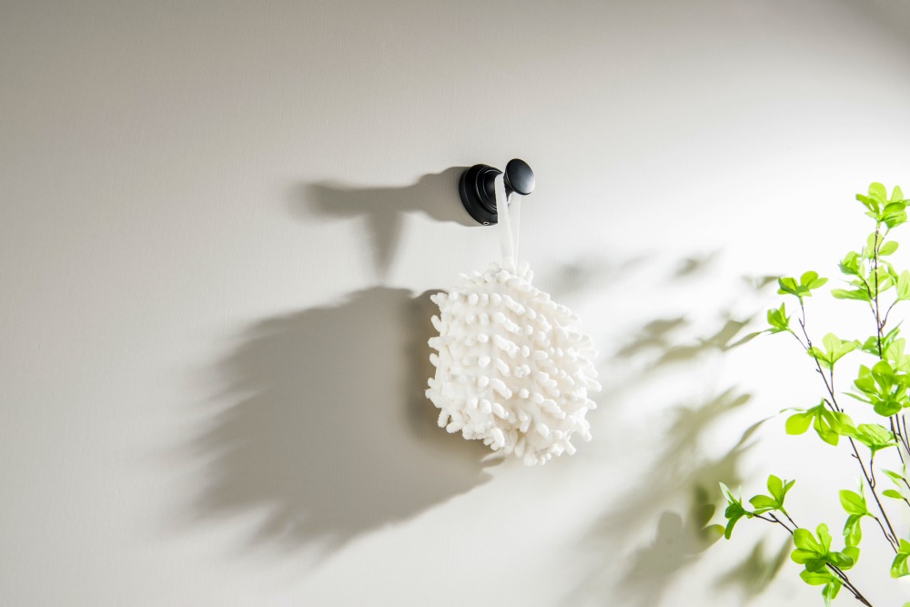 Крючок для ванной Aquatek Классик матовый черный AQ4501MB